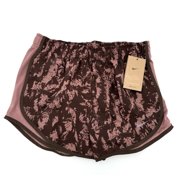 Nike Pants - NWT New Nike Women's Dri-FIT Tempo Printed Running Shorts Small S Exercise Cheer